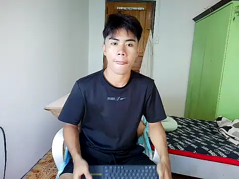 Chat +18 de valerio_fernan ao vivo
