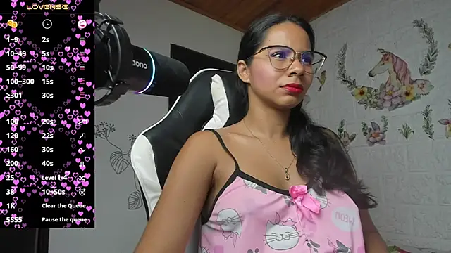 alisson_hoffman05's Live XXX Chat