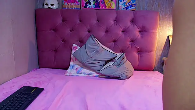Živý XXX chat charlottemoonxz