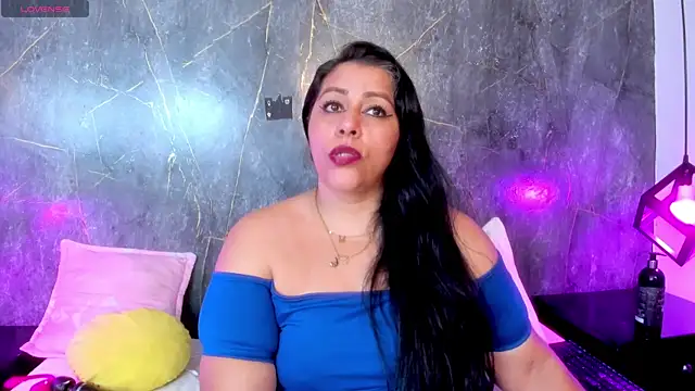 SexxyPamela élő XXX-chatje