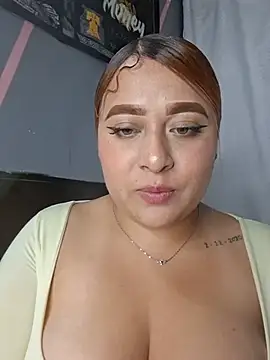 Chat +18 de venuscopper ao vivo