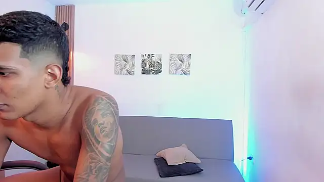 Chatroom XXX en direct de Fun_BoysW