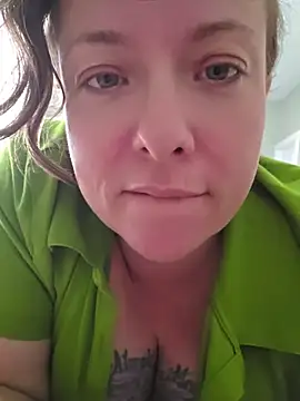 julimonroe's Live XXX Chat