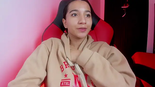 Emily_bruss Chat XXX in diretta