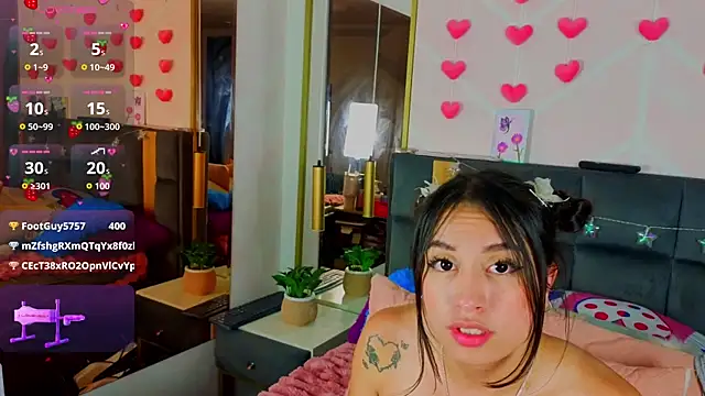 MadyJackson Chat XXX live