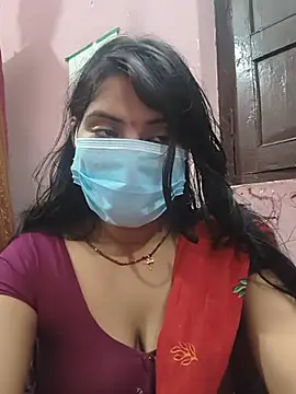 Miss_Aayushi Chat XXX in diretta