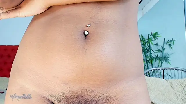 Chat +18 de kayna_gomez ao vivo