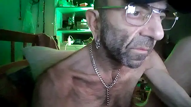 otrebq's Webcam Show