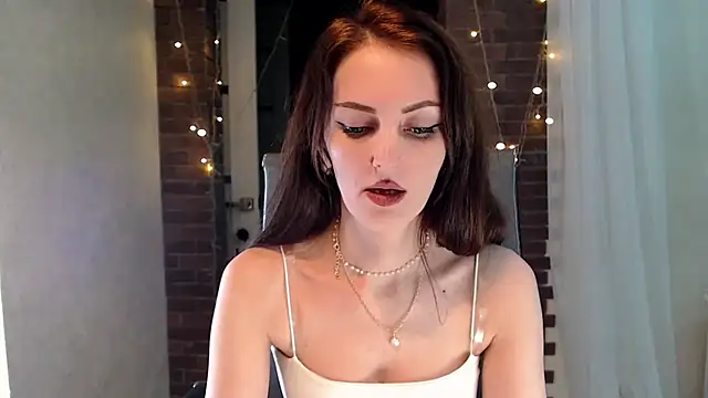 ms_kelarini Chat XXX live