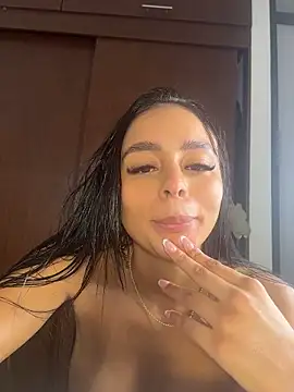 Alissssonferl_ Adlı Modelin Canlı XXX Sohbeti