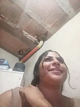 Giselabrunette25 লাইভ XXX চ্যাট