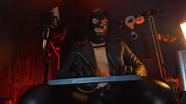 Master_Connor_BDSM's Webcam Show