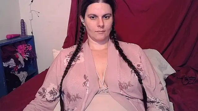 Czat XXX na żywo – curvygamerceline13