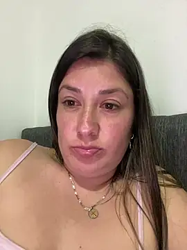 Abby-LS élő XXX-chatje