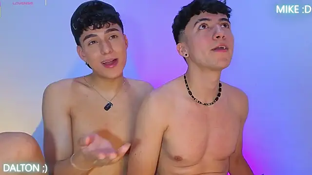 Chat XXX en directo de Mike_Benelli