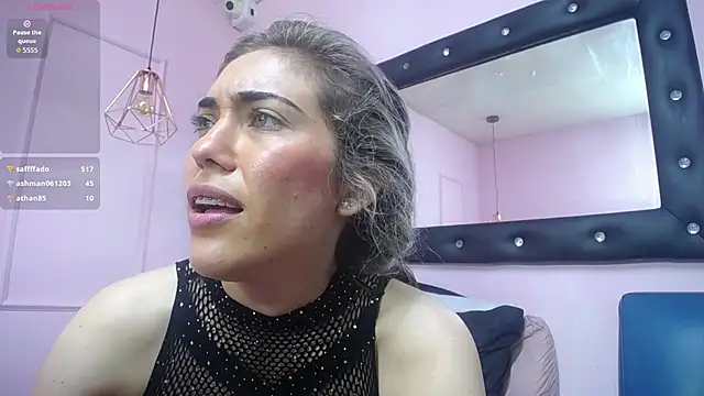 Chat +18 de danna7cute ao vivo