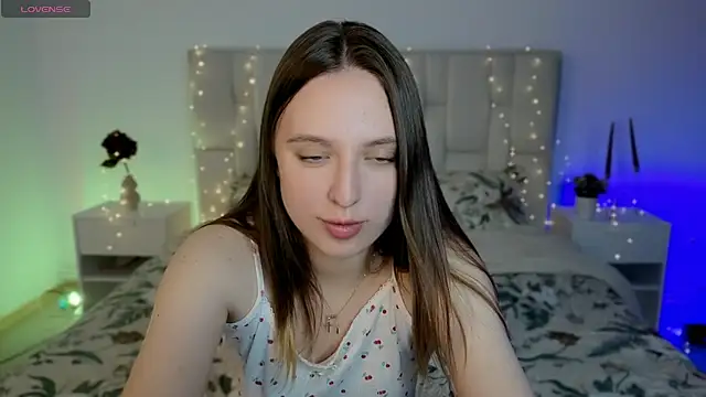 Chat XXX en directo de Cornelia_kitty