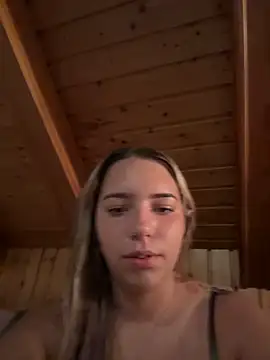 Chat XXX en directo de Naomi-Klein