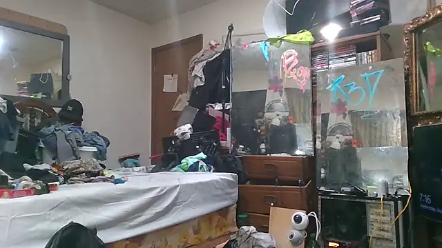 הופעת וובקאם של slinginbigD