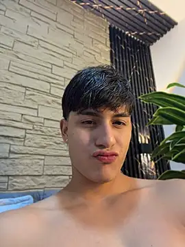 Lander_Cruz Adlı Modelin Canlı XXX Sohbeti