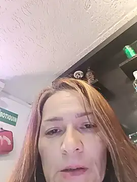 Dannial51 Adlı Modelin Canlı XXX Sohbeti