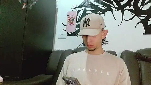 Chris__Jones élő XXX-chatje