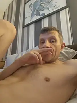 BigDmasked Show in webcam
