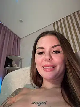 Alina_Vibe_Me's Webcam Show