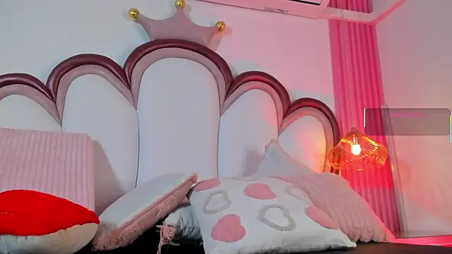 AriaCush's Live XXX Chat