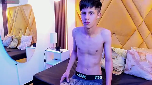 Sembang XXX Secara Langsung MikeHunteer