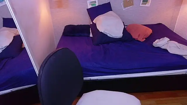 kiara_evanss' Live XXX Chat