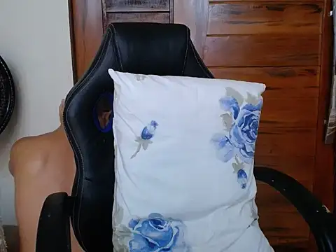 Chat +18 de Apollo_21 ao vivo