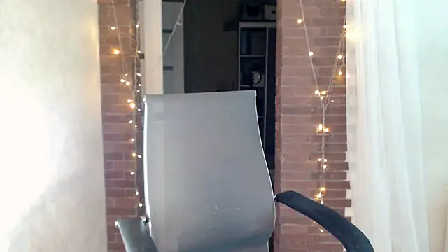 ms_kelarini 现场XXX聊天