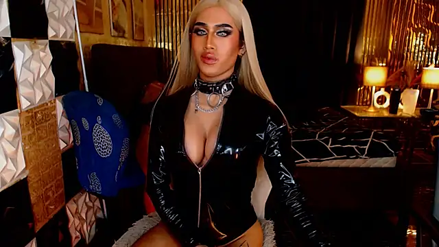 Siren_Priestress – Live XXX-chat