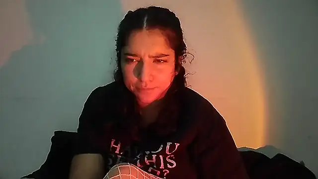 creepyh0e_'s Live XXX Chat