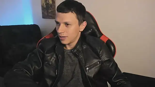 Chatroom XXX en direct de Masterdave7
