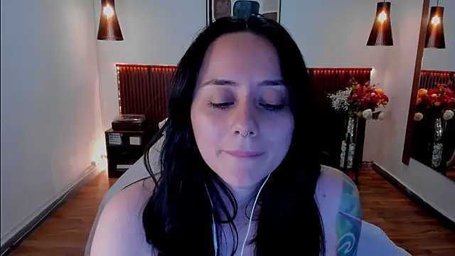 KatherineBond লাইভ XXX চ্যাট