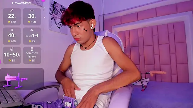 cherub_ Adlı Modelin Canlı XXX Sohbeti