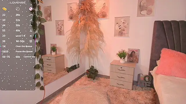miaoconell élő XXX-chatje
