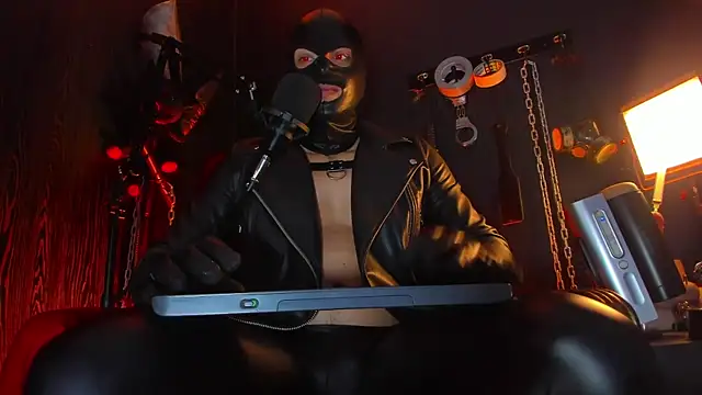 Chat XXX Live Master_Connor_BDSM