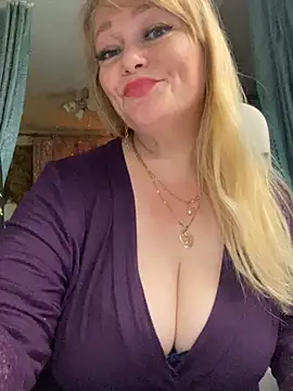 Chat XXX en directo de Sweet-blonde