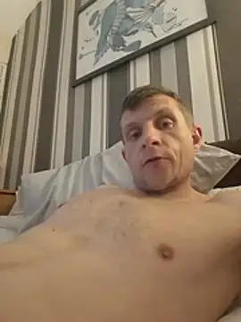 Živý XXX chat BigDmasked