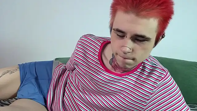 Alex_Vallley élő XXX-chatje