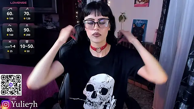 Chat +18 de _Jessy_Moon_ ao vivo