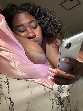 juicesowet Chat XXX live