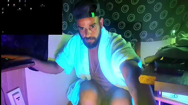Show de Guyst049 na webcam