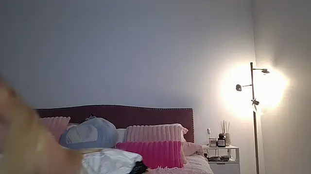 Chat +18 de NicoleSarahX ao vivo