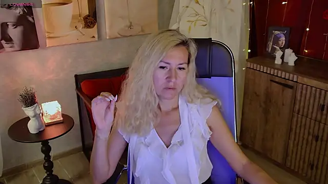 Онлайн чат XXX DonnaSmitth
