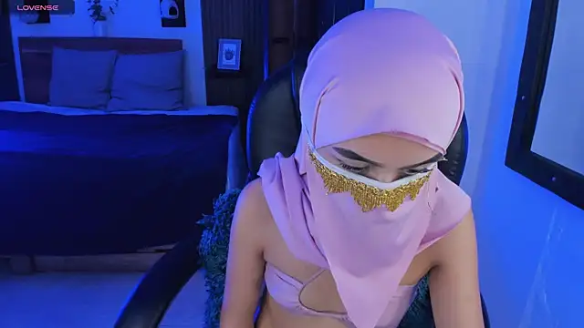XXX chat uživo modela Daiara__