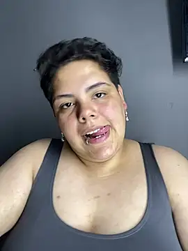 Hailey_Curvy Chat XXX in diretta